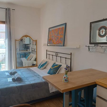 Metro 171 Loft Lägenhet Palermo Exteriör bild